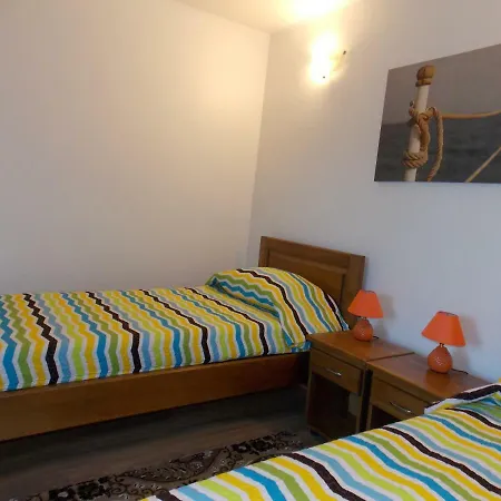 Casa Cu Flori *
